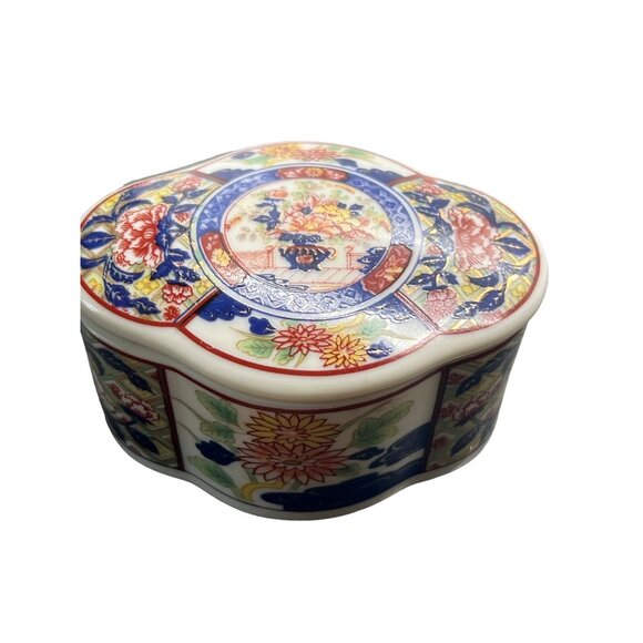 Vintage Imari Dynasty Hand Painted Porcelain Trinket Box Made in Japan Lid - Picture 1 of 5